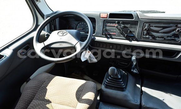 Buy Import Toyota Coaster White Car in Import - Dubai in Malawi Buy Import Toyota Coaster White Car in Import - Dubai in Malawi
