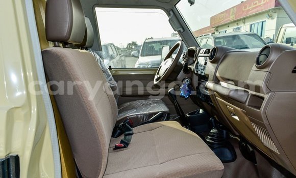 Buy Import Toyota Land Cruiser Beige Car in Import - Dubai in Malawi Buy Import Toyota Land Cruiser Beige Car in Import - Dubai in Malawi