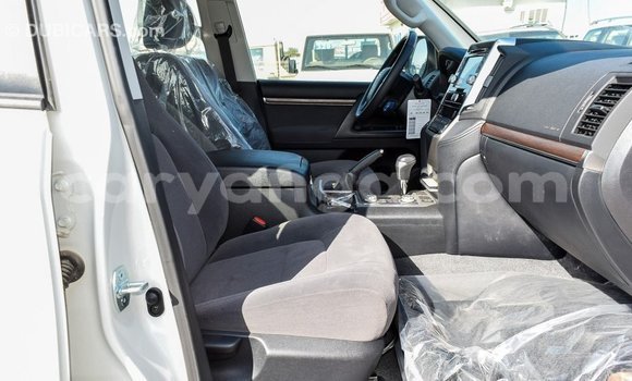 Buy Import Toyota Land Cruiser White Car in Import - Dubai in Malawi Buy Import Toyota Land Cruiser White Car in Import - Dubai in Malawi