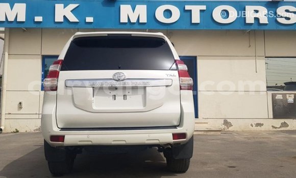 Nunua Imported Toyota Land Cruiser White Gari ndani ya Import - Dubai nchini Malawi Nunua Imported Toyota Land Cruiser White Gari ndani ya Import - Dubai nchini Malawi