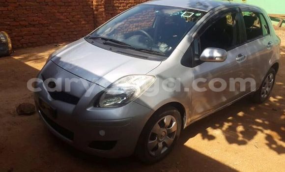 Nunua Ilio tumika Toyota Vitz Silver Gari ndani ya Limete nchini Malawi Nunua Ilio tumika Toyota Vitz Silver Gari ndani ya Limete nchini Malawi