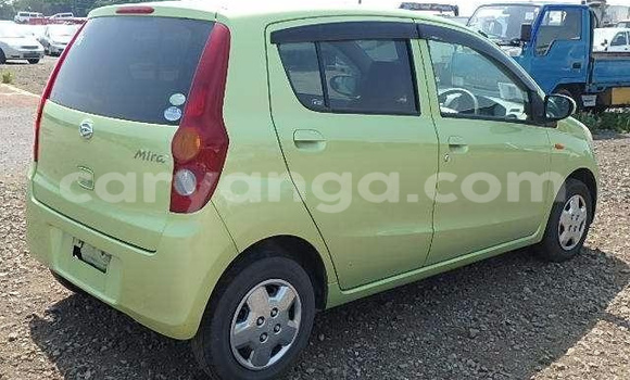 Buy Used Daihatsu Applause Green Car in Lilongwe in Malawi
