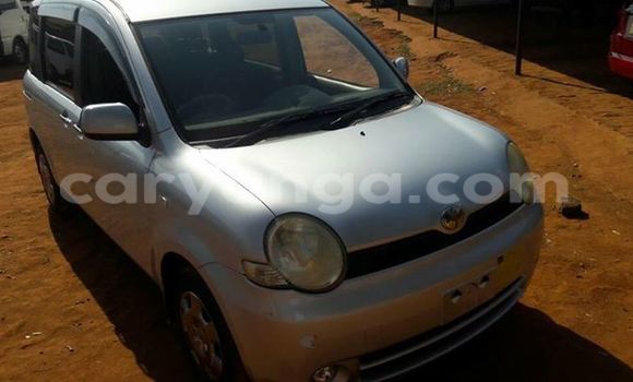 Buy Used Toyota Sienna Silver Car in Limete in Malawi Buy Used Toyota Sienna Silver Car in Limete in Malawi