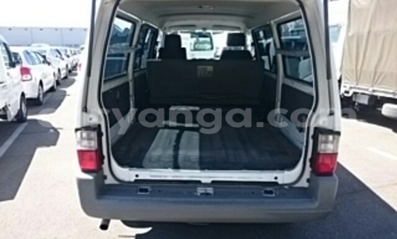 Acheter Occasion Voiture Mazda B–series Blanc à Lilongwe, Malawi Acheter Occasion Voiture Mazda B–series Blanc à Lilongwe, Malawi