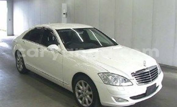 Acheter Occasion Voiture Mercedes‒Benz 300–Series Blanc à Limete, Malawi Acheter Occasion Voiture Mercedes‒Benz 300–Series Blanc à Limete, Malawi
