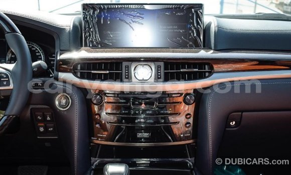 Acheter Import Voiture Lexus LX Blanc à Import - Dubai, Malawi Acheter Import Voiture Lexus LX Blanc à Import - Dubai, Malawi