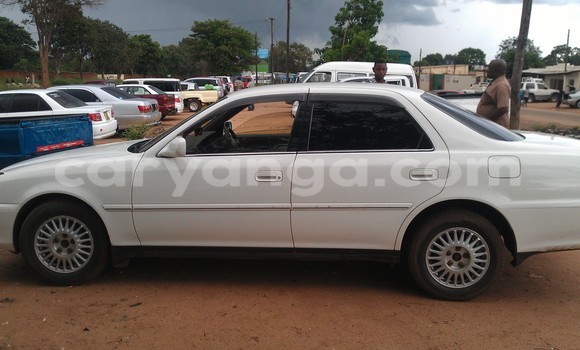 Acheter Occasion Voiture Toyota Cresta Blanc à Lilongwe, Malawi Acheter Occasion Voiture Toyota Cresta Blanc à Lilongwe, Malawi