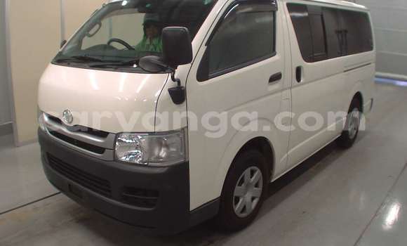 Acheter Neuf Voiture Toyota Hiace Blanc à Lilongwe, Malawi Acheter Neuf Voiture Toyota Hiace Blanc à Lilongwe, Malawi