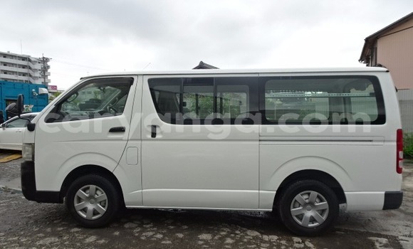 Buy Used Toyota Hiace White Car in Lilongwe in Malawi Buy Used Toyota Hiace White Car in Lilongwe in Malawi