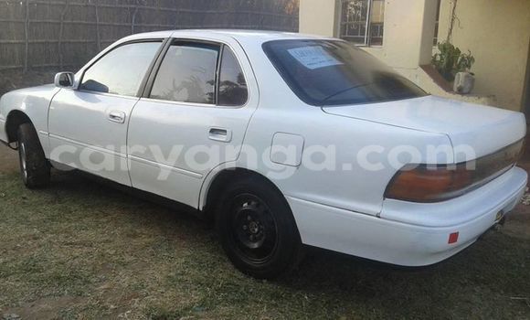 Acheter Occasion Voiture Toyota Camry Blanc à Limete, Malawi Acheter Occasion Voiture Toyota Camry Blanc à Limete, Malawi