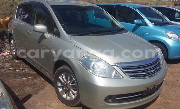 Buy Used Nissan Tilda Silver Car in Limete in Malawi Buy Used Nissan Tilda Silver Car in Limete in Malawi