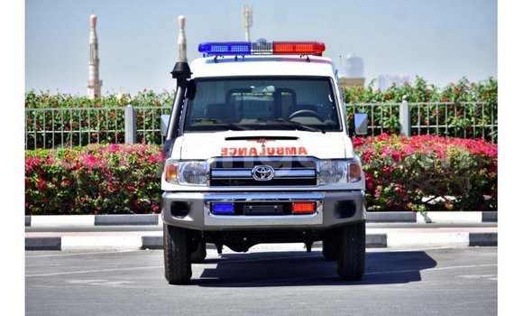 Buy Import Toyota Land Cruiser White Car in Import - Dubai in Malawi Buy Import Toyota Land Cruiser White Car in Import - Dubai in Malawi