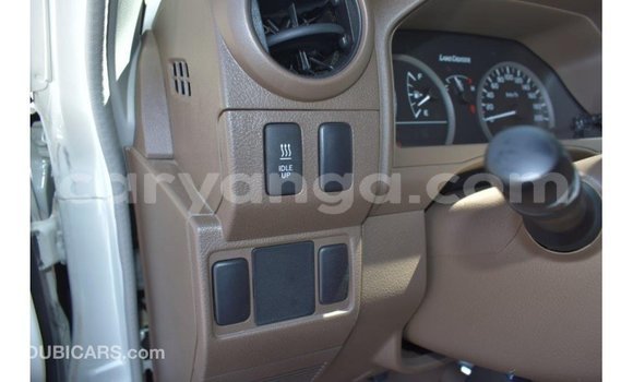 Buy Import Toyota Land Cruiser White Car in Import - Dubai in Malawi Buy Import Toyota Land Cruiser White Car in Import - Dubai in Malawi