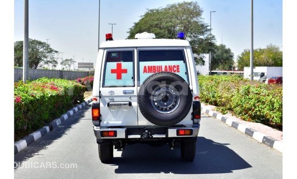Buy Import Toyota Land Cruiser White Car in Import - Dubai in Malawi Buy Import Toyota Land Cruiser White Car in Import - Dubai in Malawi
