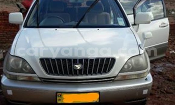 Buy Used Toyota Harrier White Car in Limete in Malawi Buy Used Toyota Harrier White Car in Limete in Malawi