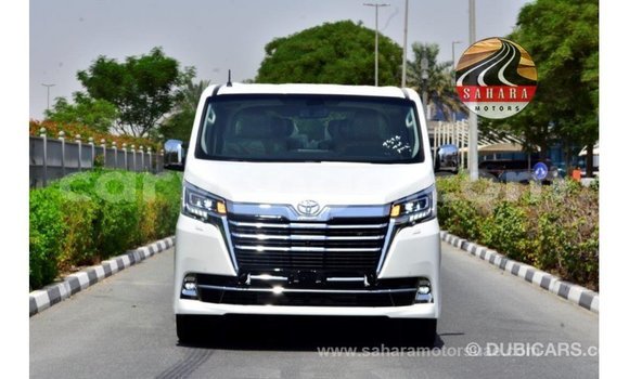 Buy Import Toyota Granvia White Car in Import - Dubai in Malawi Buy Import Toyota Granvia White Car in Import - Dubai in Malawi