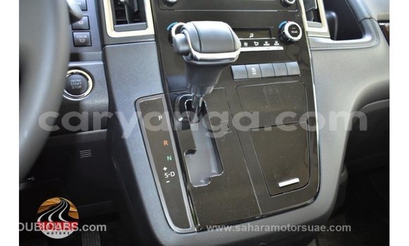 Buy Import Toyota Granvia White Car in Import - Dubai in Malawi Buy Import Toyota Granvia White Car in Import - Dubai in Malawi