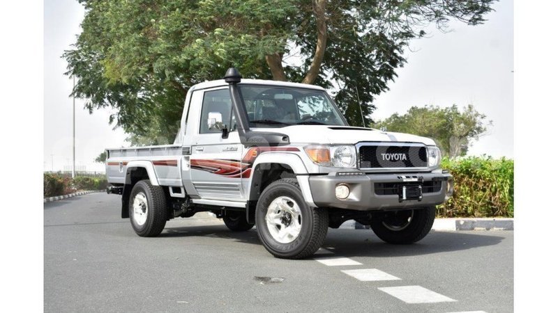Big with watermark toyota land cruiser malawi import dubai 8131