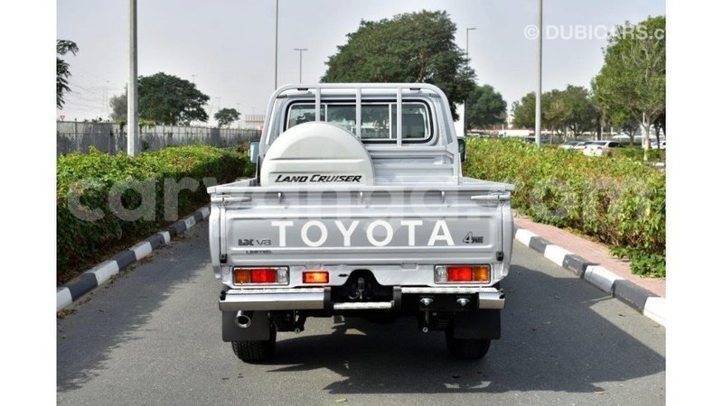 Big with watermark toyota land cruiser malawi import dubai 8131