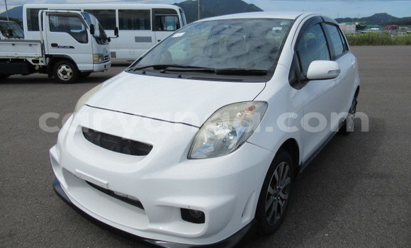 Buy New Toyota Vitz Black Car in Lilongwe in Malawi Buy New Toyota Vitz Black Car in Lilongwe in Malawi