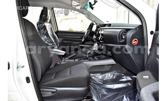 Buy Import Toyota Hilux White Car in Import - Dubai in Malawi Buy Import Toyota Hilux White Car in Import - Dubai in Malawi