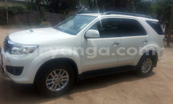Buy Used Toyota Fortuner White Car in Lilongwe in Malawi Buy Used Toyota Fortuner White Car in Lilongwe in Malawi