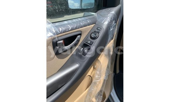 Buy Import Hyundai Chorus White Truck in Import - Dubai in Malawi Buy Import Hyundai Chorus White Truck in Import - Dubai in Malawi