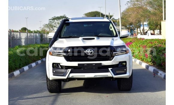 Buy Import Toyota Land Cruiser White Car in Import - Dubai in Malawi Buy Import Toyota Land Cruiser White Car in Import - Dubai in Malawi
