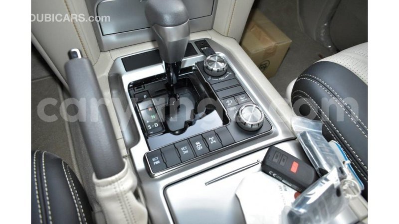 Big with watermark toyota land cruiser malawi import dubai 8143
