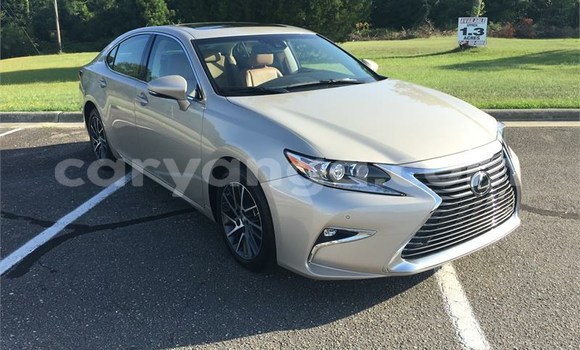 Buy Used Lexus ES 300 Other Car in Nkhotakota in Malawi