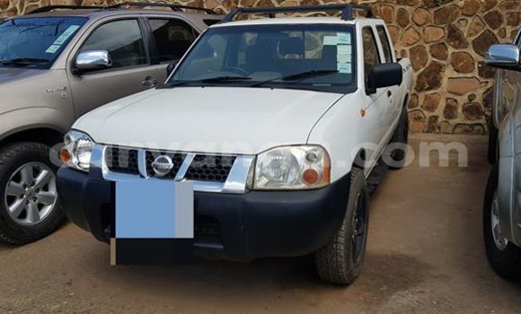 Acheter Occasion Voiture Nissan Hardbody Blanc à Lilongwe, Malawi Acheter Occasion Voiture Nissan Hardbody Blanc à Lilongwe, Malawi
