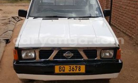 Buy Used Nissan 350Z White Car in Lilongwe in Malawi Buy Used Nissan 350Z White Car in Lilongwe in Malawi