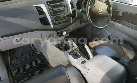 Buy Used Toyota Hilux Black Car in Lilongwe in Malawi Buy Used Toyota Hilux Black Car in Lilongwe in Malawi