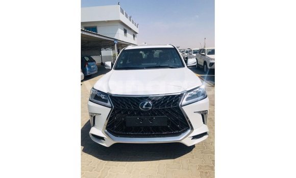 Acheter Import Voiture Lexus LX Blanc à Import - Dubai, Malawi Acheter Import Voiture Lexus LX Blanc à Import - Dubai, Malawi