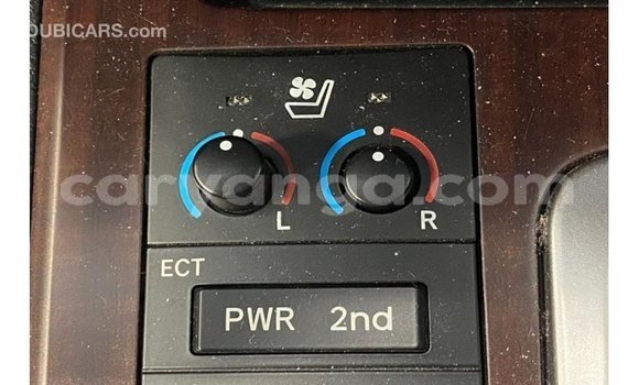 Acheter Import Voiture Toyota Land Cruiser Noir à Import - Dubai, Malawi Acheter Import Voiture Toyota Land Cruiser Noir à Import - Dubai, Malawi