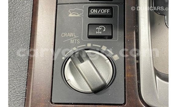 Acheter Import Voiture Toyota Land Cruiser Noir à Import - Dubai, Malawi Acheter Import Voiture Toyota Land Cruiser Noir à Import - Dubai, Malawi