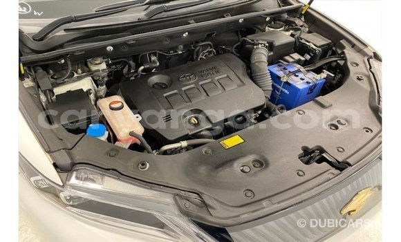 Acheter Import Voiture Toyota Harrier Blanc à Import - Dubai, Malawi Acheter Import Voiture Toyota Harrier Blanc à Import - Dubai, Malawi