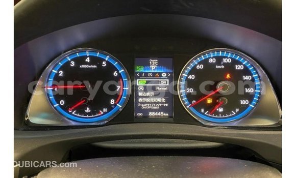 Acheter Import Voiture Toyota Harrier Blanc à Import - Dubai, Malawi Acheter Import Voiture Toyota Harrier Blanc à Import - Dubai, Malawi