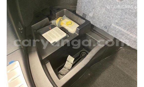 Acheter Import Voiture Toyota Harrier Blanc à Import - Dubai, Malawi Acheter Import Voiture Toyota Harrier Blanc à Import - Dubai, Malawi