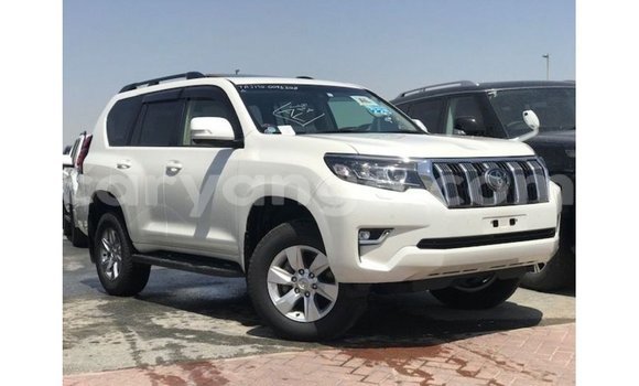 Acheter Import Voiture Toyota Prado Blanc à Import - Dubai, Malawi Acheter Import Voiture Toyota Prado Blanc à Import - Dubai, Malawi