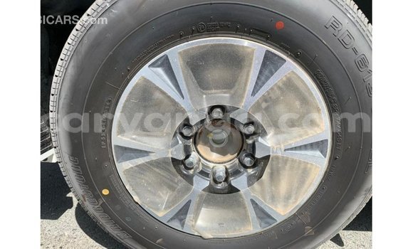 Buy Import Toyota Hiace White Car in Import - Dubai in Malawi Buy Import Toyota Hiace White Car in Import - Dubai in Malawi