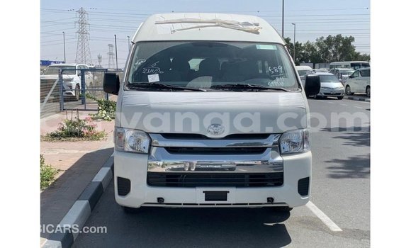 Buy Import Toyota Hiace White Car in Import - Dubai in Malawi Buy Import Toyota Hiace White Car in Import - Dubai in Malawi