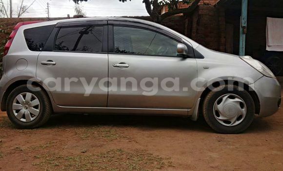 Buy Used Nissan 350Z Silver Car in Zomba in Malawi Buy Used Nissan 350Z Silver Car in Zomba in Malawi