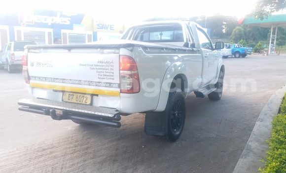 Buy Used Toyota Hilux White Car in Blantyre in Malawi Buy Used Toyota Hilux White Car in Blantyre in Malawi