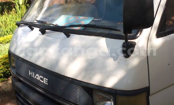 Buy Used Toyota Hiace White Car in Lilongwe in Malawi Buy Used Toyota Hiace White Car in Lilongwe in Malawi