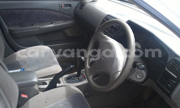 Acheter Occasion Voiture Toyota Carina Blanc à Lilongwe, Malawi Acheter Occasion Voiture Toyota Carina Blanc à Lilongwe, Malawi