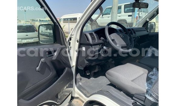 Buy Import Toyota Hiace White Car in Import - Dubai in Malawi Buy Import Toyota Hiace White Car in Import - Dubai in Malawi