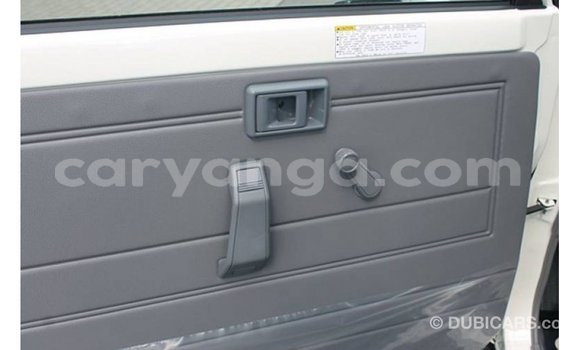 Buy Import Toyota Land Cruiser White Car in Import - Dubai in Malawi Buy Import Toyota Land Cruiser White Car in Import - Dubai in Malawi