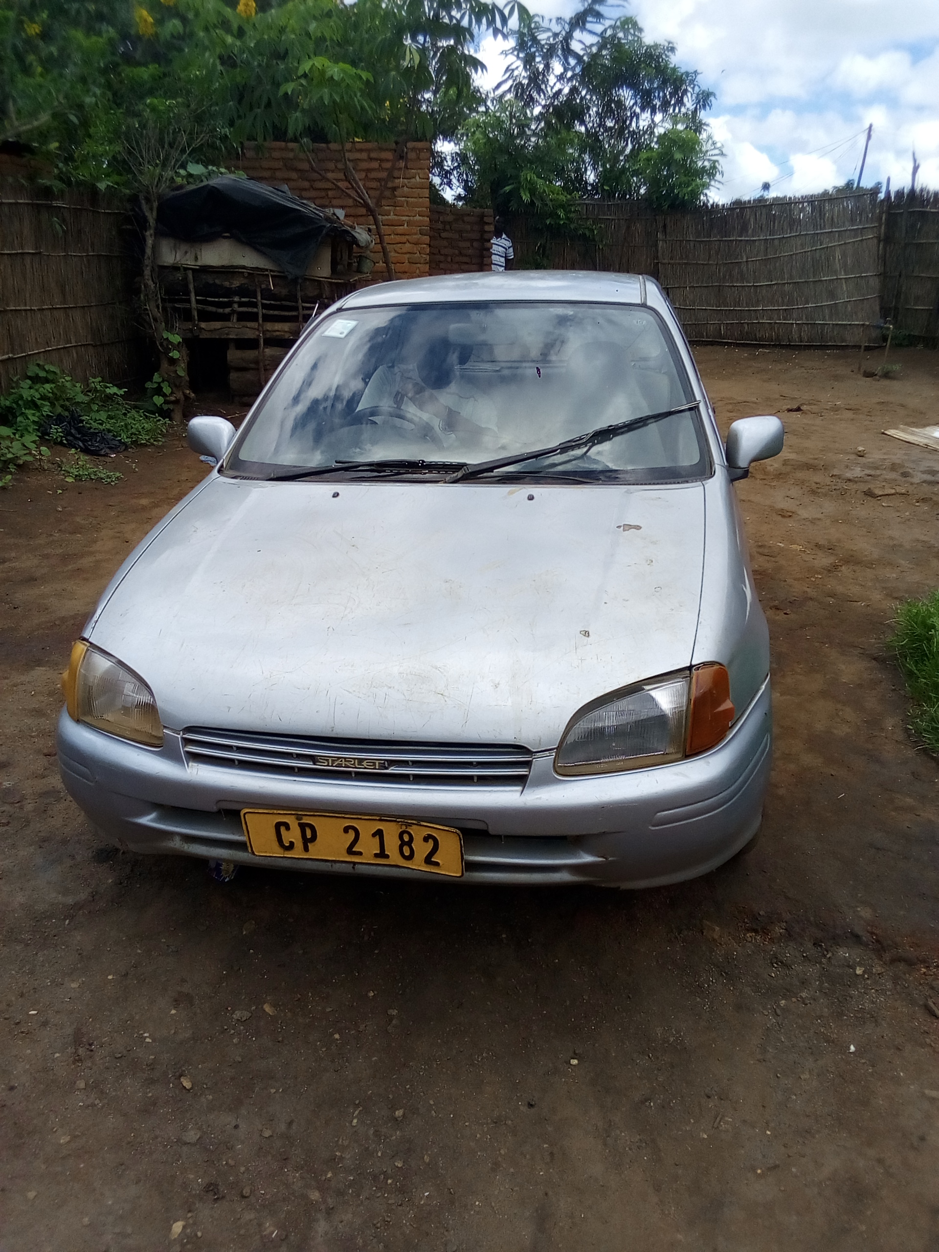 Buy used toyota starlet silver car in kasungu in malawi