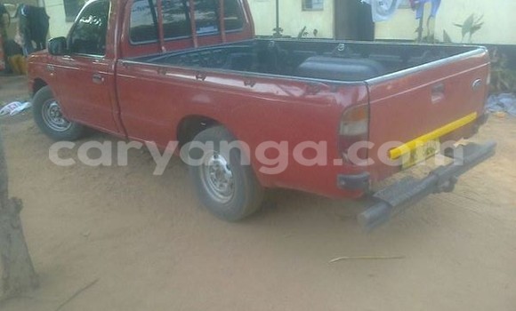 Buy Used Ford Club Wagon Red Car in Kasungu in Malawi Buy Used Ford Club Wagon Red Car in Kasungu in Malawi